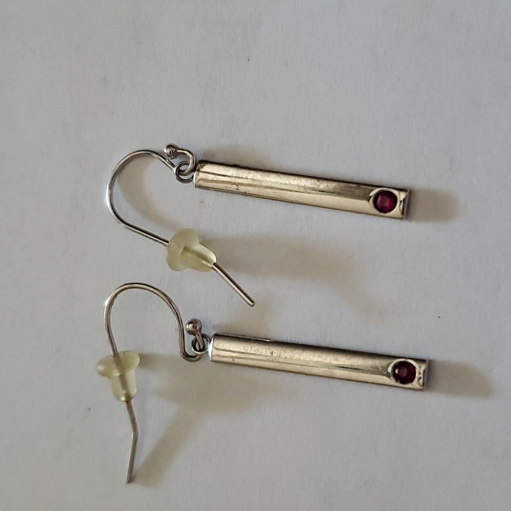 Pink stone .925 silver earrings